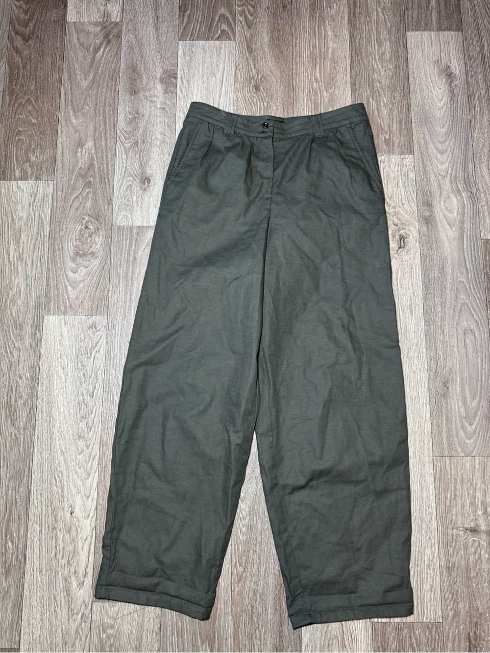 Kotn Woman’s Cropped Trousers Cotton/Linen Size 6 NWT